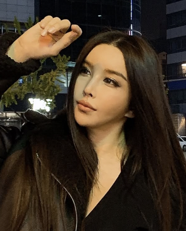 You're asking for sex because you're confirming transgender...Harisu reveals sexual harassment damage in the entertainment industry 