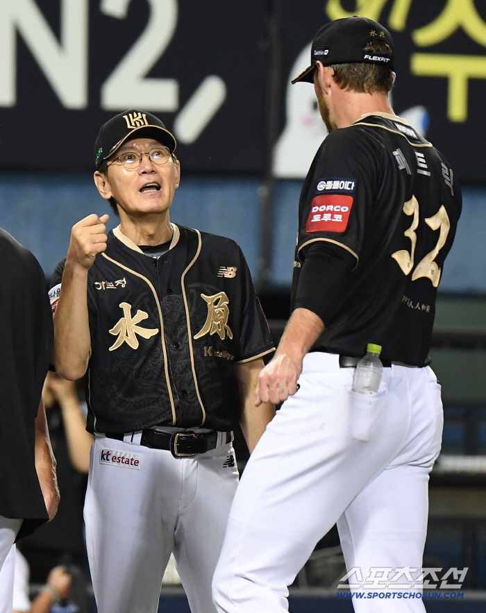 The early lead is scarier. Seven out of 11 losses are coming from behind. Is it a result of negligence? 40→46 Heat loss, 3.5G difference with Hanwha 