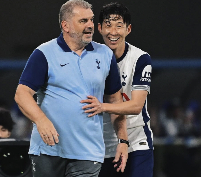 I thought I would be dismissed from Tottenham. Postecoglou's shock confession of Son Heung-min's first winning joint venture...Nottingham First Press Conference Levi Presents Trophy → Over