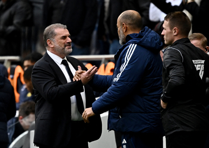 I'm 17th in EPL, so I'll probably get fired...POSTECH's coach knew his fate to replace Son Heung-min for a joint Europa victory