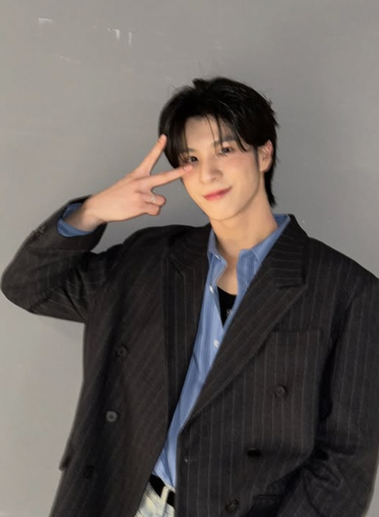 Jung Dong-won, driving without a license for two months, driving an illegal motorcycle...500 million threatened and handed over 100 million won 