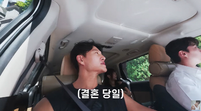 Kim Jong-guk reveals the scene of 007's wedding like a variety show. It's a blessing if you're speeding at my age