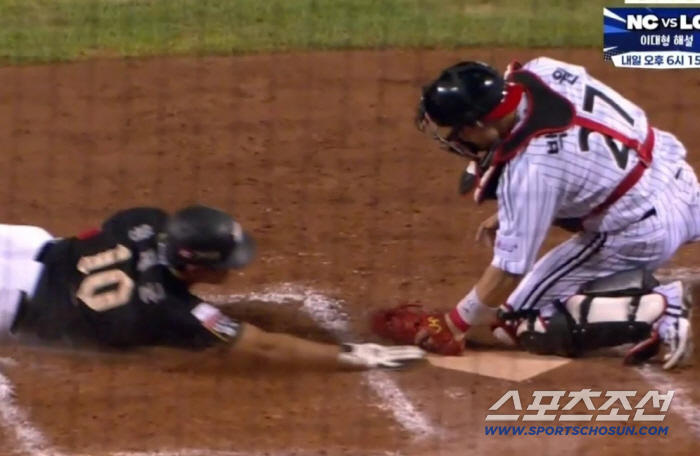 No one can say anything about coaches Park Dong-won, who scored in front of his eyes, who covered up his body