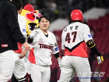  Kim Sun-bin's thrilling walk-off hit in the bottom of the ninth inning
