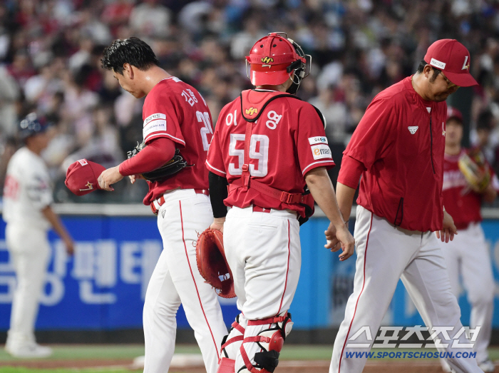 Are you starting to write a scenario! Lotte, who was frustrated with Velazquez's 5 runs, was dragged down by Kim Kwang-hyun's 4 runs → Smells like a battle