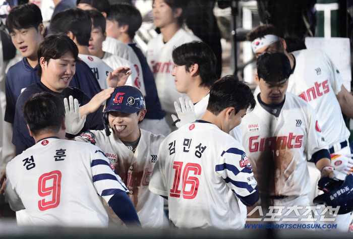 Cauchy is different! Professor Kim Tae-hyung's actual Tumacase → The final winner of this chaotic slugfest is Lotte! 1211 SSG and return to joint 5th place