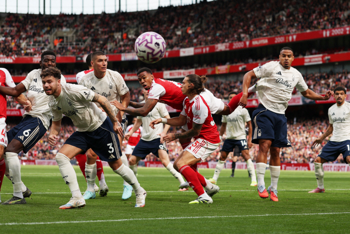  POSTECH Nottingham debut game is not easy. Arsenal 01 Nottingham end of first half