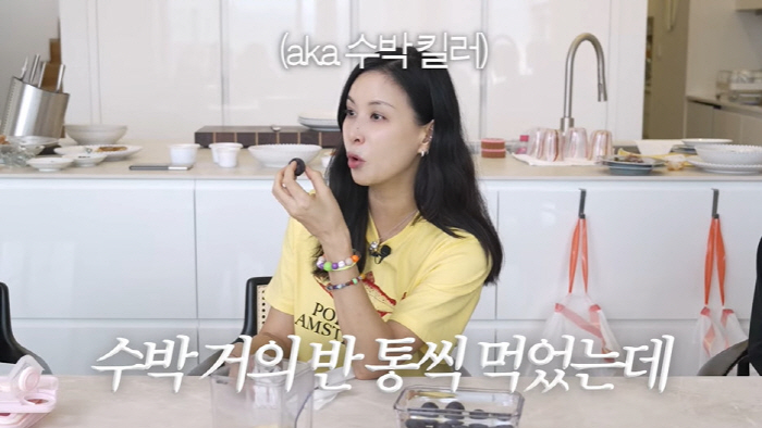Ko So-young, the secret to staying slim even at the age of 52, says it's not good for your health, so no fruit (that's Ko So-young)