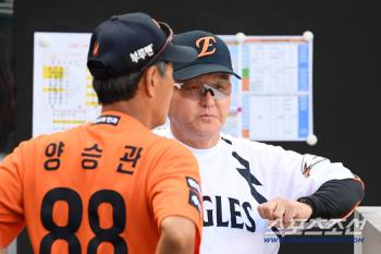  Coach Kim Kyung-moon will continue to strengthen the Kiwoom match