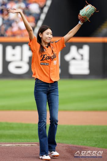  The moment I waited for Han Hyejin for 13 years