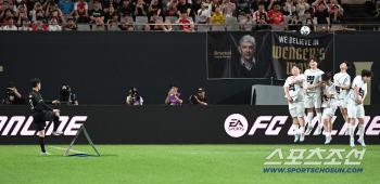  Park Ji Sung participated in the curve challenge