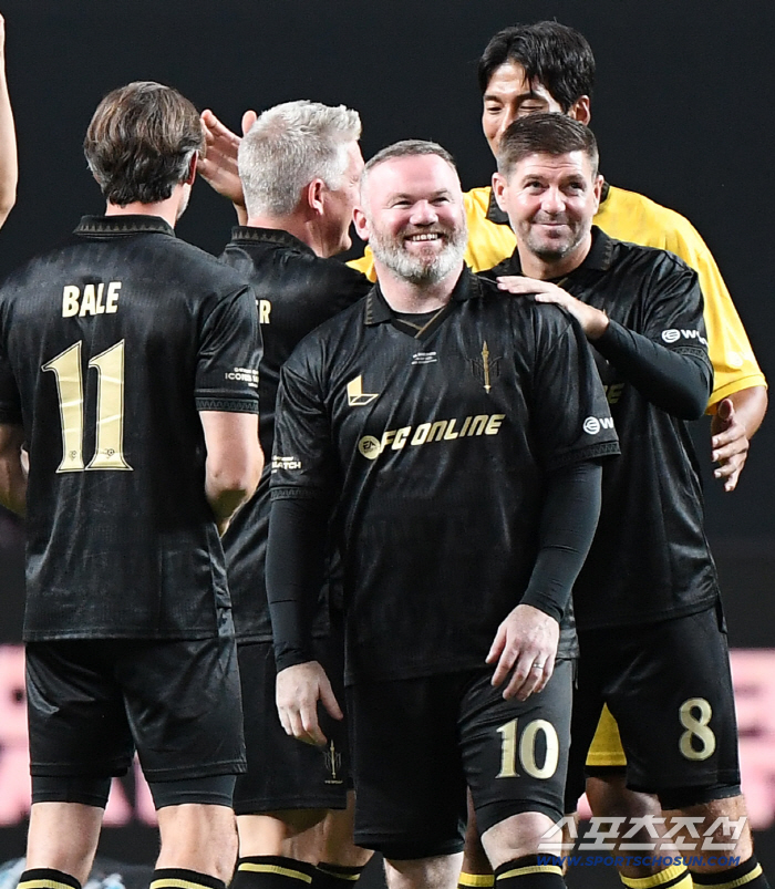  Rooney Gerrard, iKON match, mesmerizing