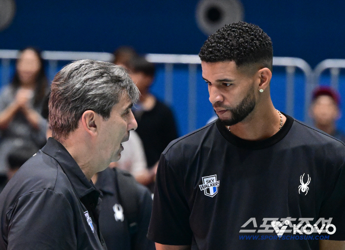 FIVB conditionally approved at dawn. The men's division of the KOVO Cup will be held again. Foreigners and foreign teams are not allowed to participate