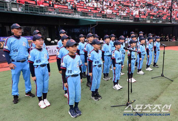 Lotte, which commemorates Busan Legend Choi Dong-won Memorial Day as if wishing for victory in heaven, has a dramatic come-from-behind victory (Busan site)