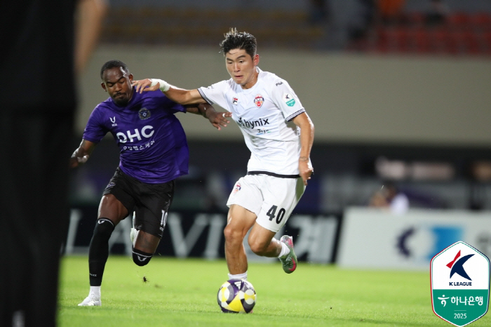 Are you the promotion team? Anyang, miraculous three wins in a row! 21 come-from-behind victory over Jeju, where 10 people fought with the winning goal of Yukichi → Jumping 8th place