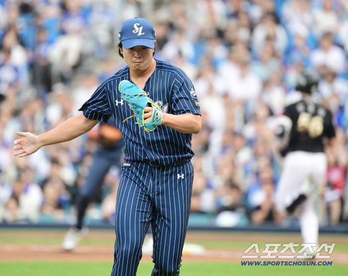  Yang Chang-seop's double play escapes the bases-loaded crisis