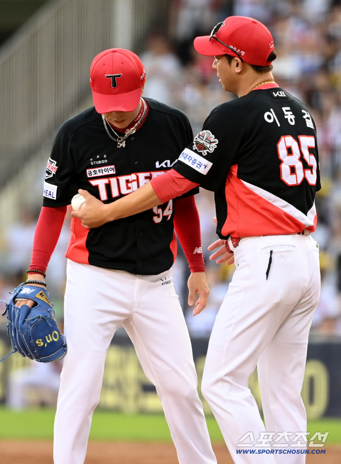  Yang Hyun-jong failed to fill the 3rd inning and left the plate