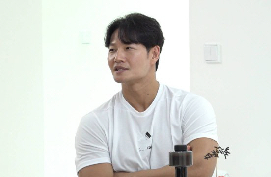 Kim Jong-kook’s Surprise Wedding Story Unveiled on 'My Little Old Boy'