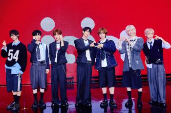 IDIT's debut song was brilliant and the team direction was captured...The MV is also a youth drama