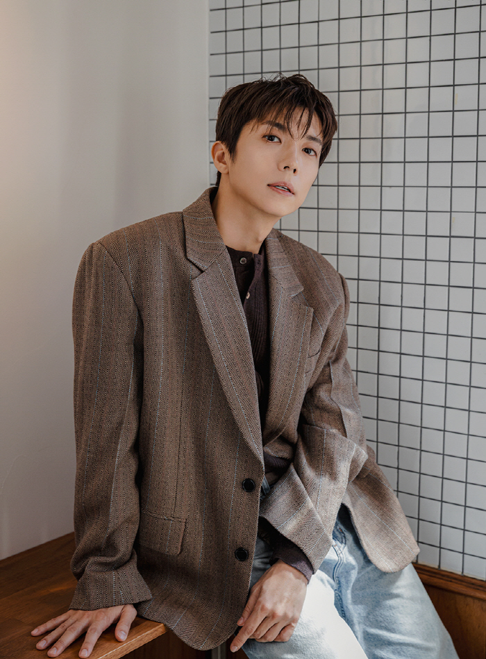 Jang Woo-young Shares Heartfelt Thoughts on 2PM Ahead of Solo Comeback
