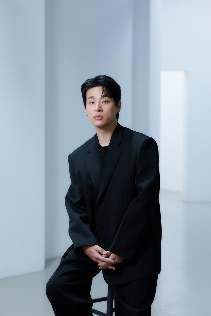 Park Jeongmin Talks About Dual Roles in 'The Ugly'