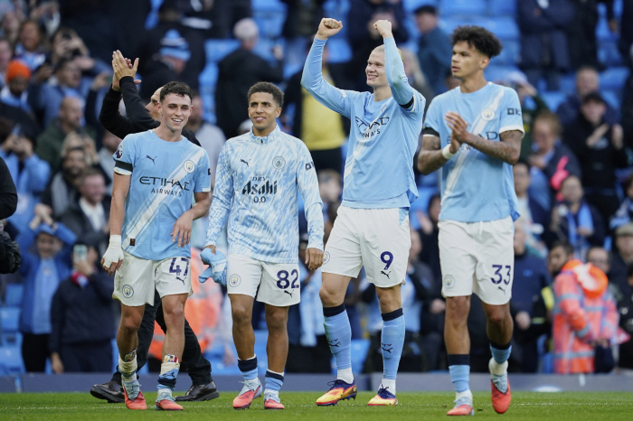 Manchester United smashed, smashed, super-baked Man City 03 catastrophic → Amorim's real crisis falls to 14th place