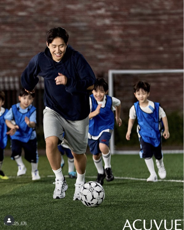 Nanshien Acube Campaign with Lee Kang-in...South Korea's Johnson & Johnson Vision launches Acube Oasis MAX one-day astigmatism