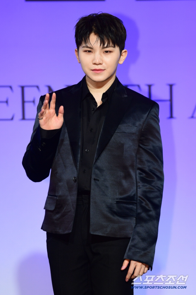 SEVENTEEN’s Woozi Bids Farewell to Fans Before Military Enlistment