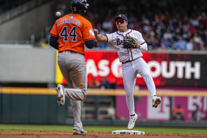 Pomping is over now Atlanta's Kim Ha-sung made three hits in the first game of the season, and 2G consecutive hits that are more meaningful than that