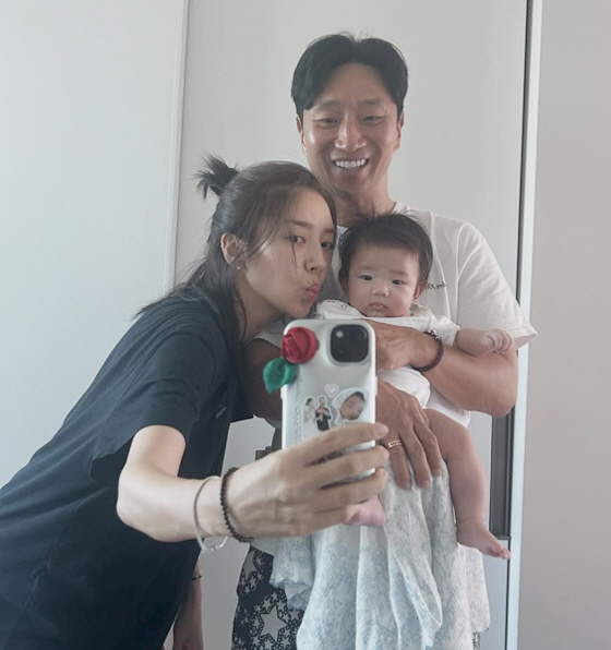 Son Dambi ♥ Daughter, who was worried that she would look like Lee Gyu-hyuk, wept so much because she looked exactly like him (Dolsing For Man)