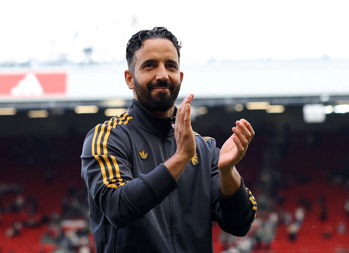 Top Media Breaking News Manchester United Fall, Sinking, Destruction No Worse Head Coach Amorim Replacement Ever
