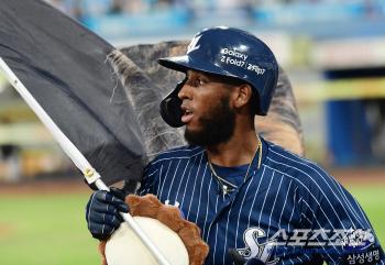 5 games → 3 games → 2 games, faster home run clock, 50 home runs possible 150 RBIs? A watershed moment for Lotte and the 5th-place match