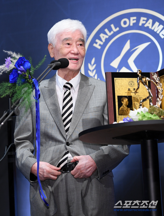 I'm Kim Ho 80, the man who made today's Suwon, and I'm confused about this kind of place