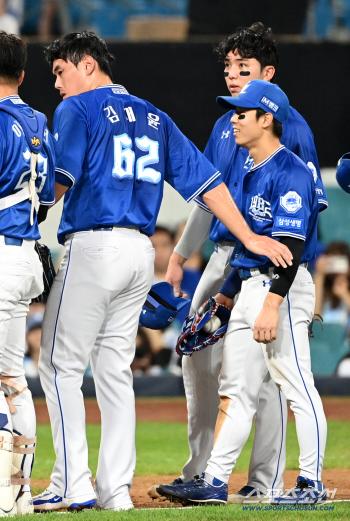  KIM JAE YOON, thank you for catching the last ball