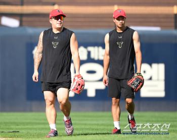  Training with Choi Hyungwoo and Park Jaehyun