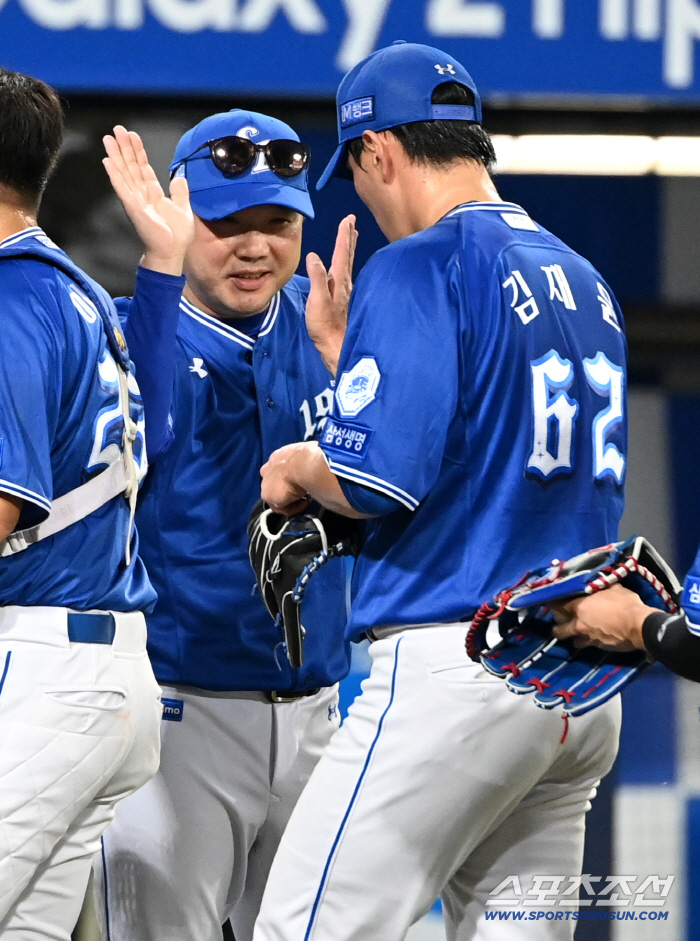 The smell of autumn vibrates in Daegu! Samsung, Lotte beat 1.5G and are aiming for fourth place → Coach Park Jin-man was a very important game