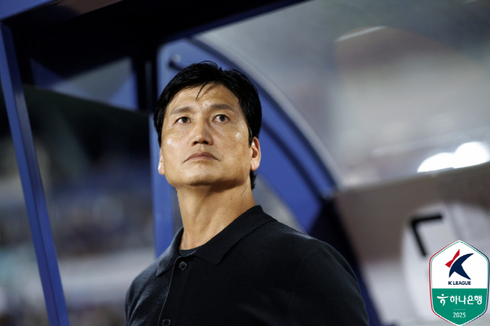 Ahead of the match against Jeonbuk Hyundai, which lost all two games this season, the shock of two consecutive losses...Kimcheon Sangmu faced the biggest crisis of the season