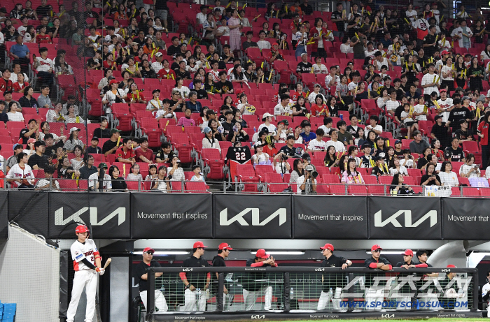 Coach Lee Bum-ho answered with 25 runs and one point…I don't think the players are preparing for it, lethargic