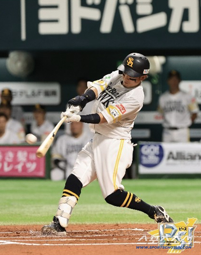 I can't believe that I'm trying to become the first at-bats  hit king in my 15th year as a professional...33-year-old veteran can achieve his goal if he plays the remaining 14 full games 