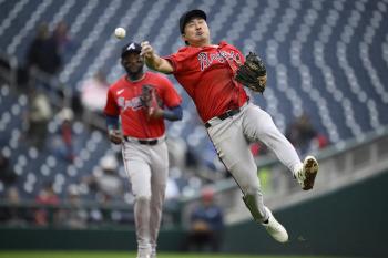 Kim Ha-sung enters the batting average of .300 after Atlanta's biggest harvest this year, DH's 3 hits and 3 points, and fantastic defense