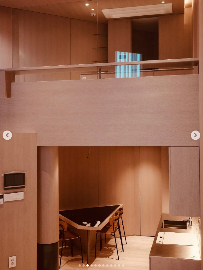 Koo Hye-sun became CEO of a venture company..A magnificent second-floor office is unveiled