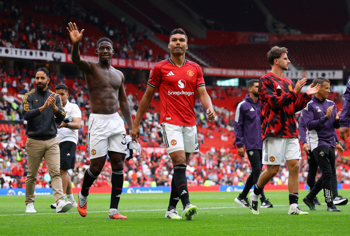 Manchester United, please give me a break! Newcastle keep a close eye on recruiting Manchester United midfielder...Dissatisfaction with playing time behind Bruno → transfer request rejected