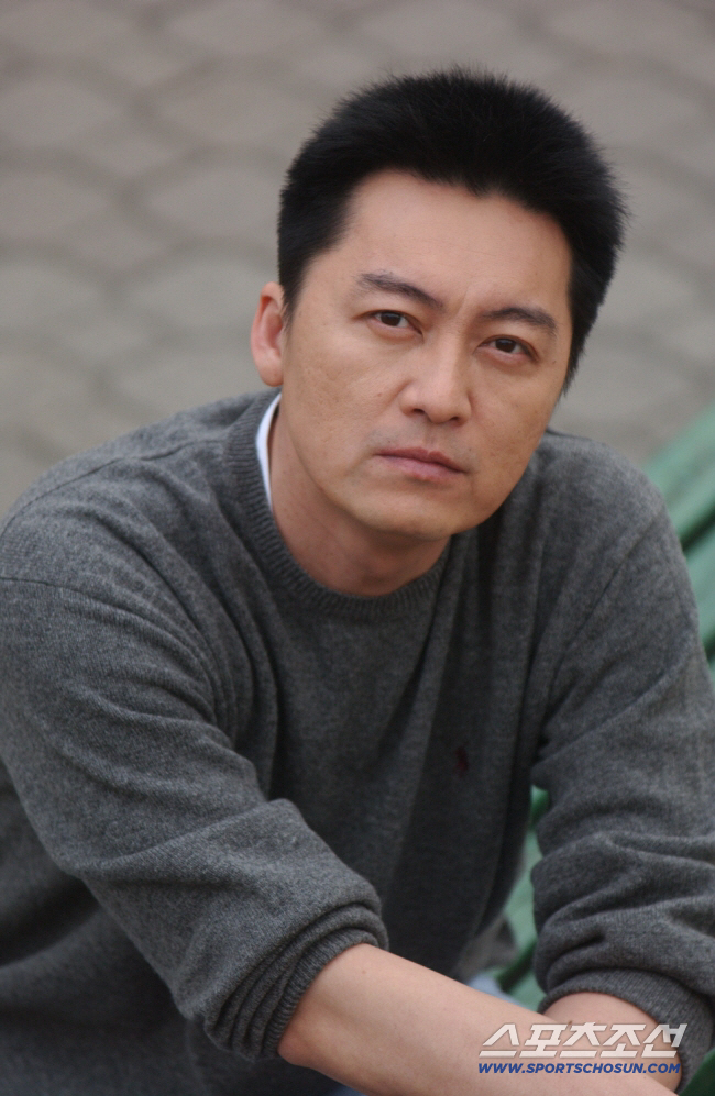 On a night like today, Park Jung-woon died from cirrhosis. Today (17th) is the 3rd anniversary of his death