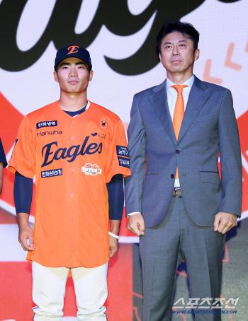  Oh Jae Won and Son Hyuk, the first round of Hanwha Eagles