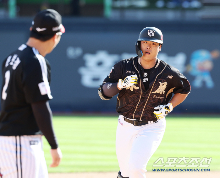 Even if Hanwha follows, if LG runs away, Kim Hyun-soo, the final hitter of Chirinos with 13 wins, Kim Hyun-soo, and LG 62 wins, 3 consecutive wins → Magic number 7 