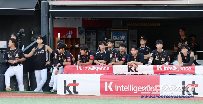 Even if Hanwha follows, if LG runs away, Kim Hyun-soo, the final hitter of Chirinos with 13 wins, Kim Hyun-soo, and LG 62 wins, 3 consecutive wins → Magic number 7 