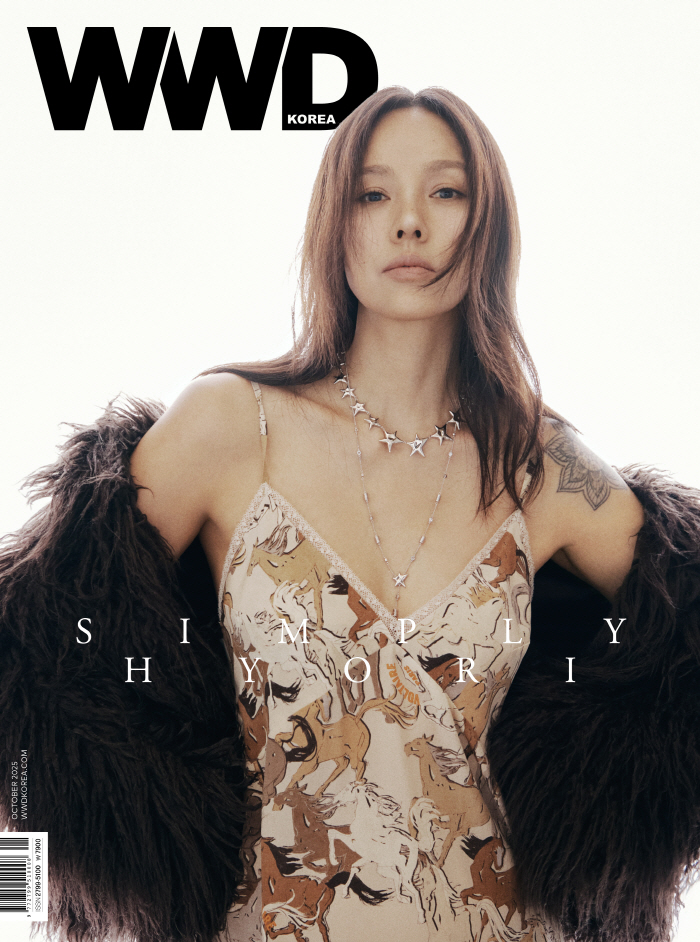Lee Hyori Balances Yoga, Community, and Music in New Chapter