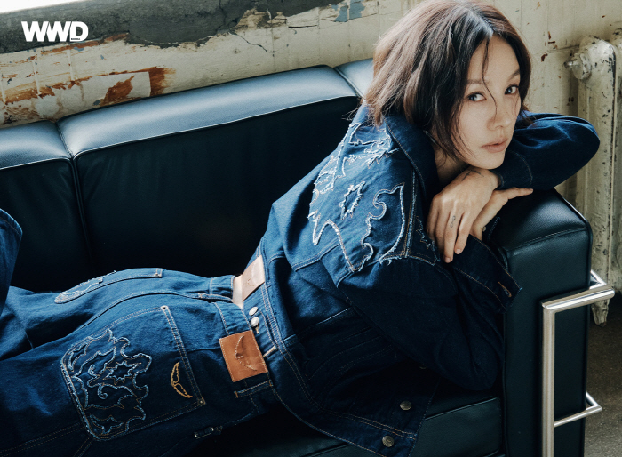 Lee Hyori Balances Yoga, Community, and Music in New Chapter