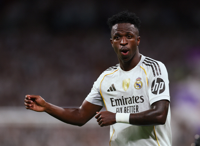 Lee Jeok, who will shake the world! Unimaginable 570 billion proposal Vinicius, leaving Real and emperor football in Saudi? Rumors of discord with director Alonso ignited