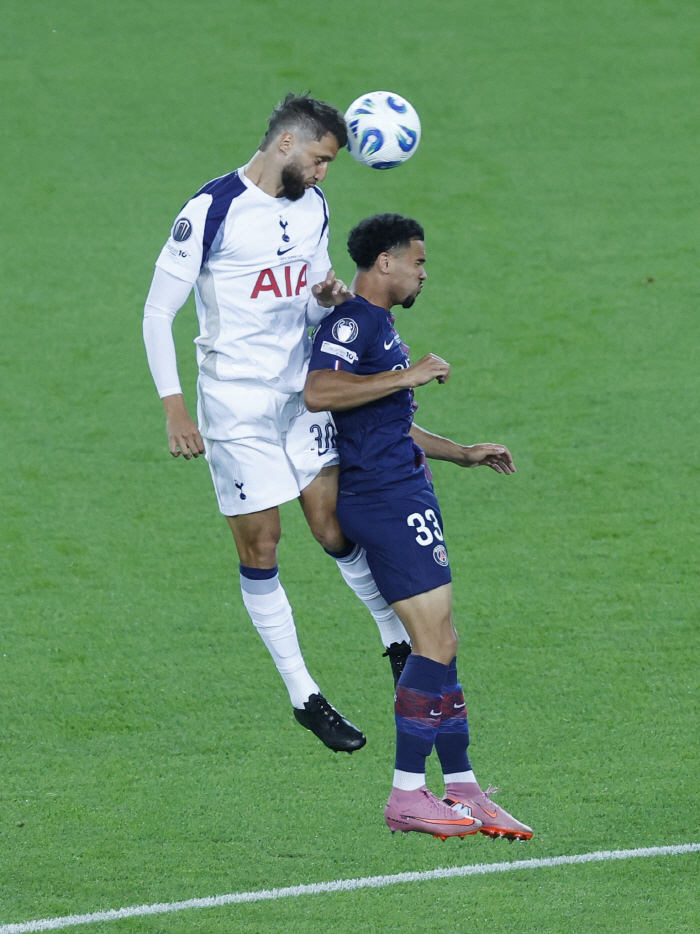 Media Exclusive! Son Heung-min's Racism Worst Problem Has Made You Worried Again...Don't you want to raise your weekly wage? → Then let's go to FA next year